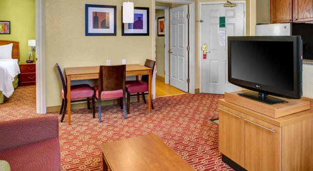 TownePlace Suites Cleveland Westlake, Varaa Hotelli Westlake Ohio