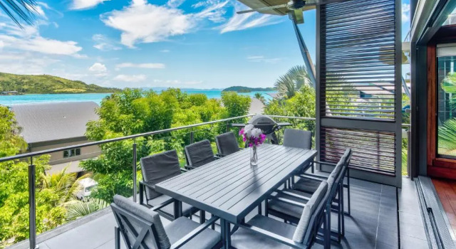 Вилла Yacht Club Villas on Hamilton Island by HIHA