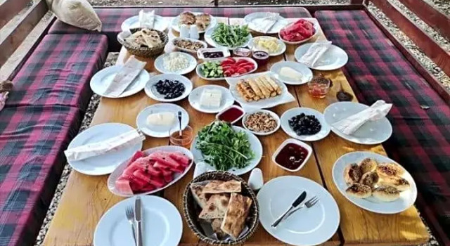 Esralina Bungalows Cıralı