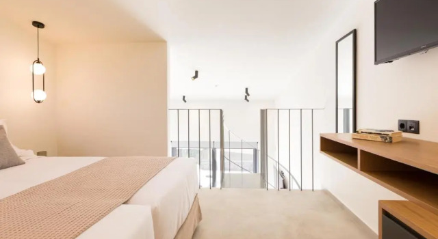 Eforasis Villas, with Heated Spa Whirlpool, by ThinkVilla, Забронировать Отель Отели Армени с парковкой, Парковка