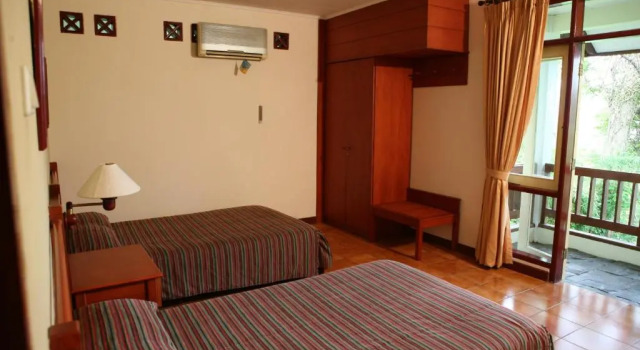 Vilă Gunung Geulis Cottages managed by Royal Tulip