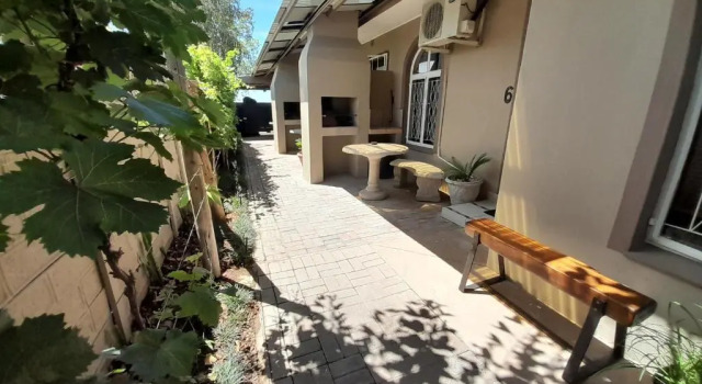 Двухместный номер Standard Alucarni Guest House with solar energy
