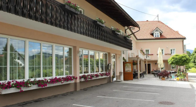 Gasthof Pension Jägerwirt, Забронировать Гостевой дом Гостевые дома Вертер-Зе, Гостевой дом