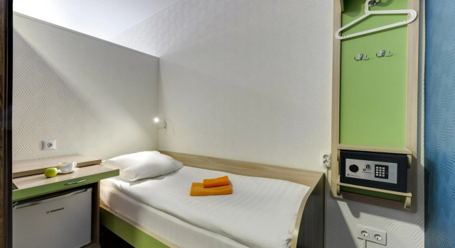(camerata maschile) letto in camerata Kvadro Hotel
