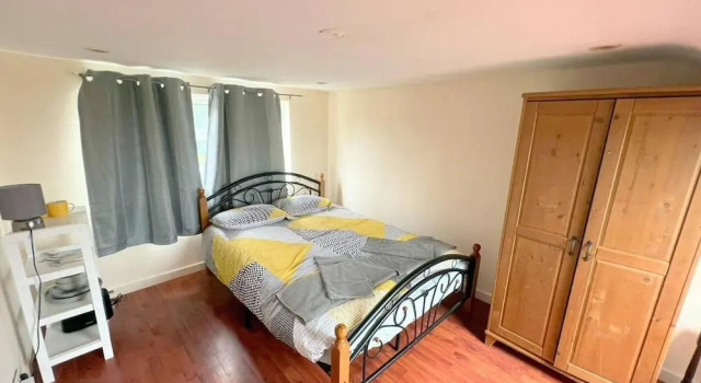 Коттедж 4-bed House in South London
