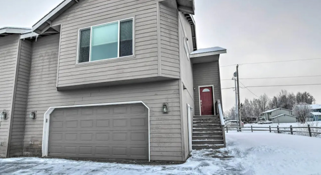 Cozy Anchorage Townhome < Half Mile to Jewel Lake!, Rezerwuj Hotel Anchorage Alaska