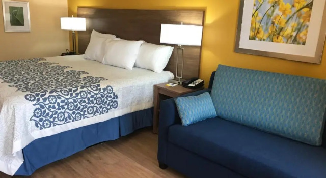 Номер Standard Days Inn by Wyndham Batesville