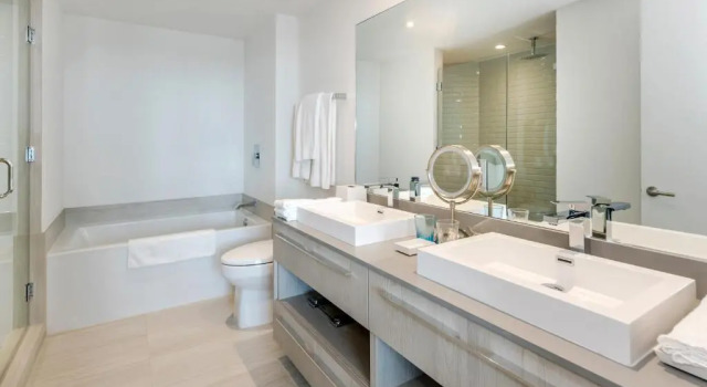 Апартаменты NEW2019 Spacious WaterView CornerSuite 19thFLOOR!