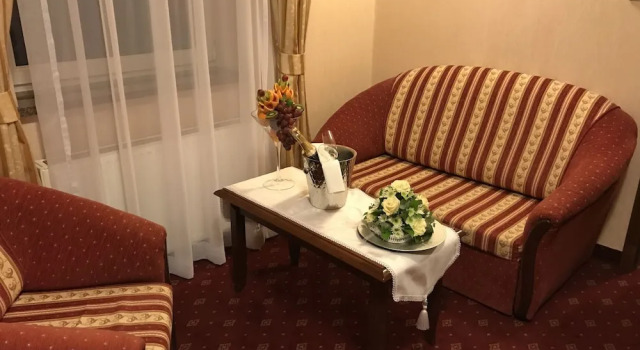 Hotel Jakub Sobieski, Забронировать Отель Олава Нижнесилезское воеводство