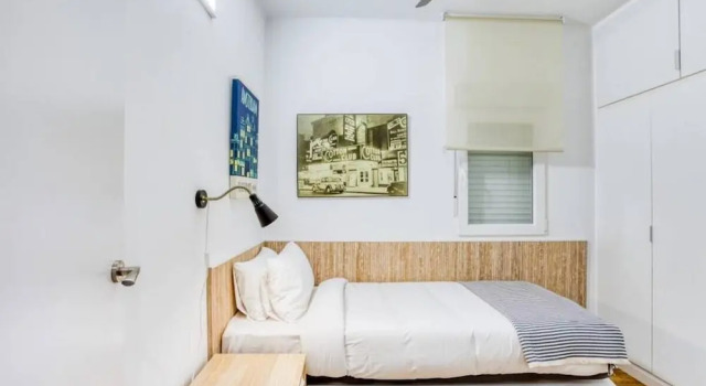 Nice and Cozy 4 Bedroom in Sants-montjuic BCN