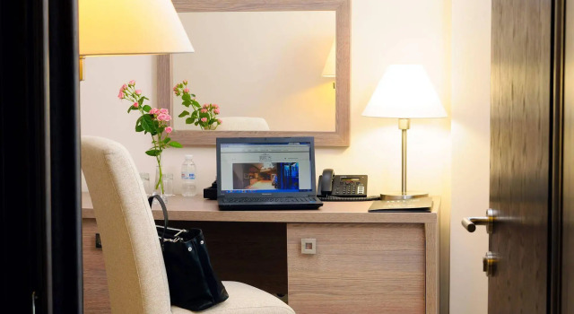 Rius Hotel Lviv, Buchen Sie Hotel Lwiw Region Lviv