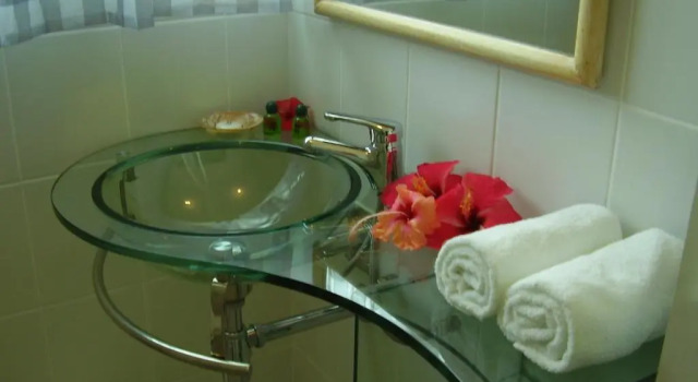Апартаменты Fairy-Tern Chalets Cerf Island