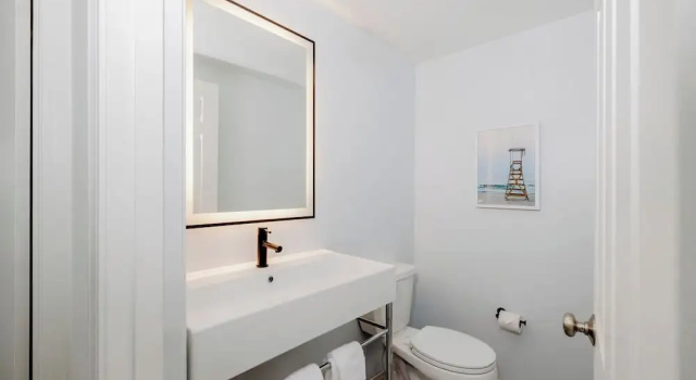 Четырёхместный номер Standard с видом на бассейн Red Jacket Beach Resort