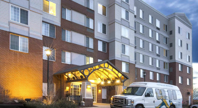 Staybridge Suites Denver International Airport, Rezervovat Hotel Denver Airport Area Denver