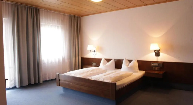 Номер Standard Hotel-Restaurant Zum Kirschbaum