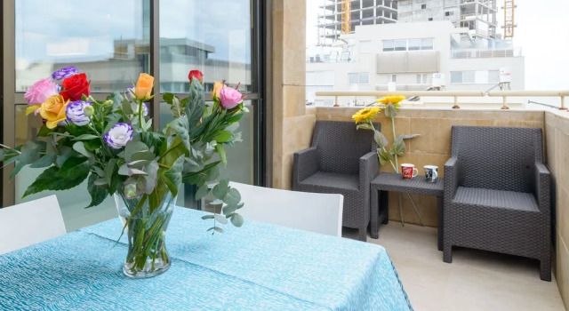Comfort & Balcony near Beach by FeelHome