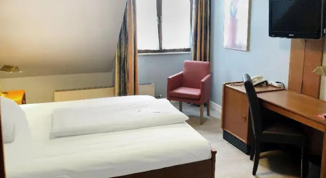 Одноместный номер Standard с балконом Garner Hotel Bochum by IHG