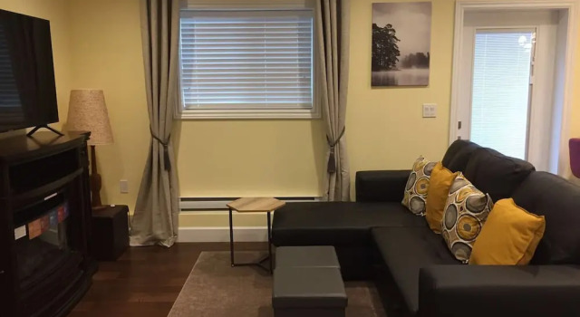 Arbutus summer house, Забронировать Апартаменты/квартира Апартаменты Ванкувера, Апартаменты/квартира