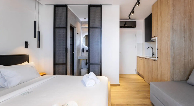 Kentro Luxury Suites