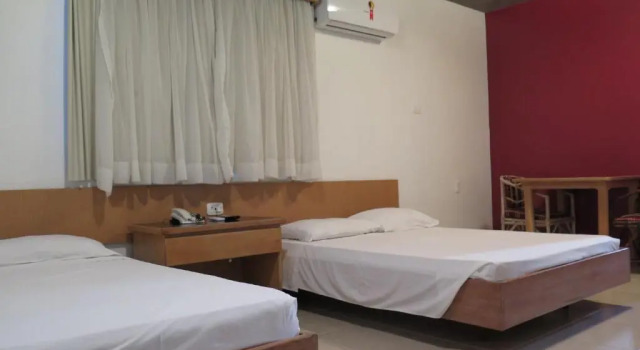 Трёхместный номер Standard Hotel Ideal