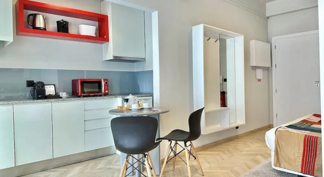 Centrally located apartment in Oporto, Забронировать Апартаменты/квартира Порту Регион Порту, рядом с Театр Coliseu do Porto