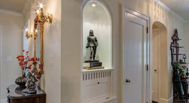 Knob Hill Bed & Breakfast, Đặt Khách sạn Flint Michigan