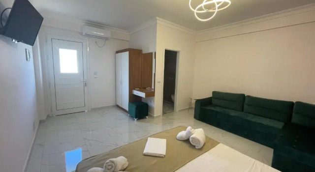 Студия с балконом Golden Hill Ksamil