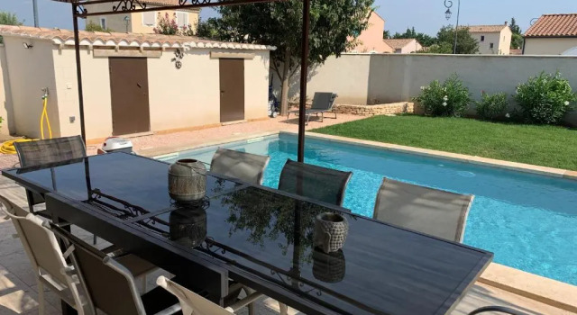 Коттедж Villa Provençale avec Piscine Chauffée