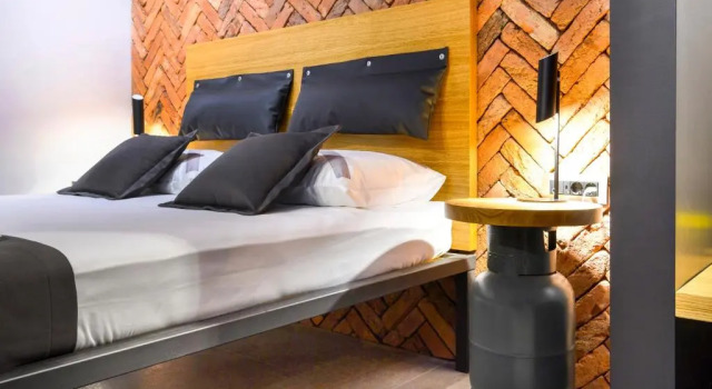 Split Industrial Design Rooms