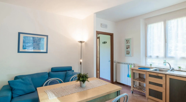 Romantic cottage in San Feliciano with garden, Забронировать Дом для отпуска Отели Озера Тразимено с парковкой, Парковка