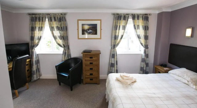 Номер Executive The Coach House Hotel