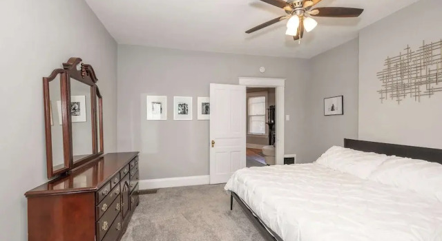 Номер Standard Suites on Main 2
