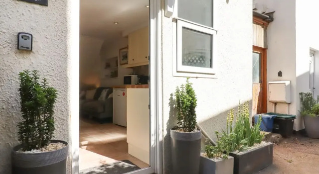 Quayside Cottage, Забронировать Дом для отпуска Виллы Тинмут, рядом с East Pole Sand, Вилла