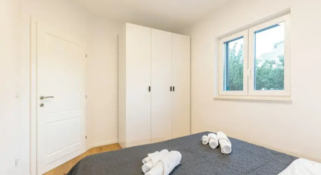 Olive Leaf - Ground Floor Apartment