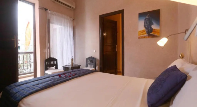 Camera Standard Riad Alwane