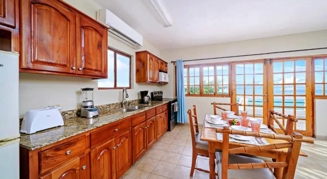 Номер Standard Beach House Condos, Negril
