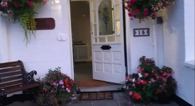 Tregella Guest House, Забронировать Гостевой дом Ньюки Корнуолл, рядом с Озеро с прокатом лодок в городе Ньюки