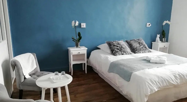 Семейный номер Standard с видом на сад LAngély - Chambres dHôtes