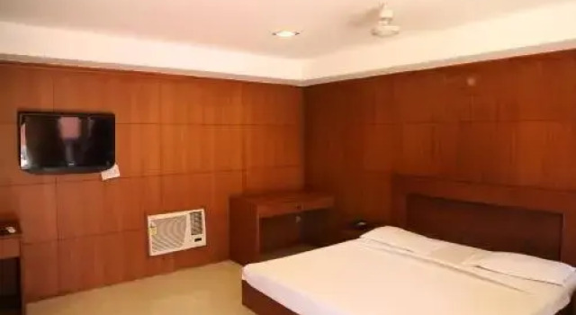 Celebrity Resort Chennai, Забронировать Курортный отель Отели штата Тамилнада с бассейном, Бассейн