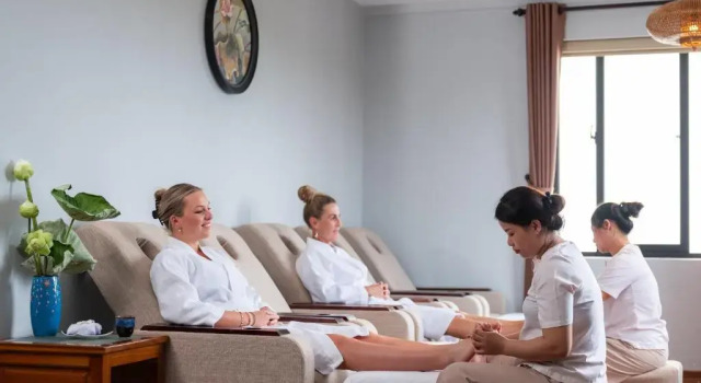 Номер Deluxe с балконом Shining Riverside Hoi An Boutique & Spa