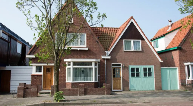 Коттедж с 3 комнатами Egmond-vakantiewoningen