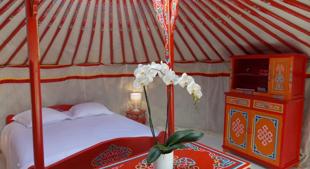 Yourte au Paradis, Rezerwuj Hotel Souvigné Poitou-Charentes