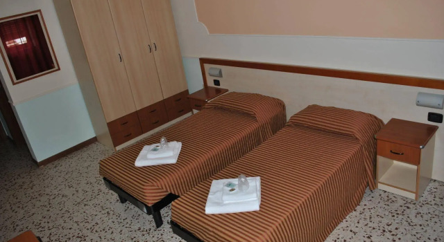 Centro Carraro, Prenota Affittacamere Hotel a Veneto con parcheggio, Parcheggio