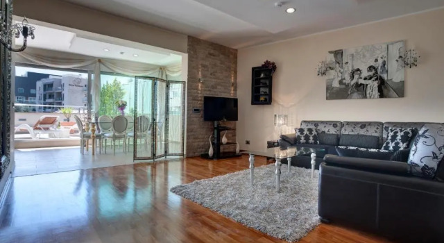 Апартаменты с видом на море Apia Residence