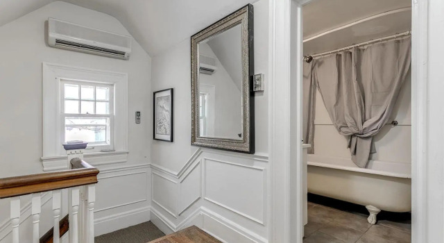 Large Four Bedroom Home, Prenota Hotel Toronto 