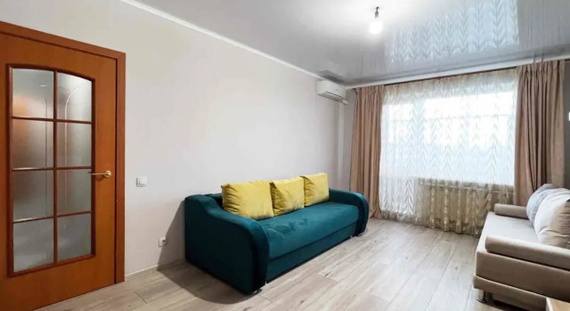 Atmhouse on 136 Melnikaite Street, Book Apartment Hotels in Tyumen Region with Parking, Parking