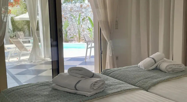 Byblos Aria-The Sea Side Luxury Villa, Забронировать Вилла Отели острова Тасоса с парковкой, Парковка