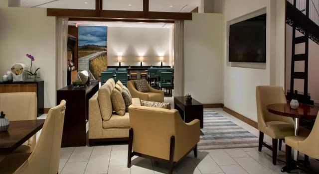 Четырёхместный номер Standard BWI Airport Marriott
