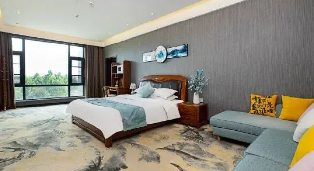 Люкс Deluxe Yiyi Hotel (Zhoukou Station)