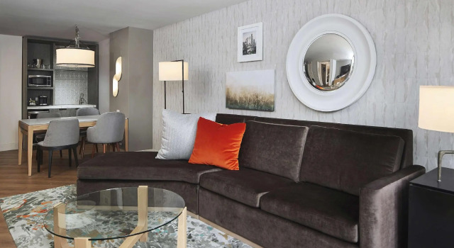 Двухместный люкс c 1 комнатой Hilton Grand Vacations Club Chicago Magnificent Mile